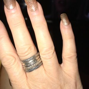 Silpada ring set size 7 never worn to big